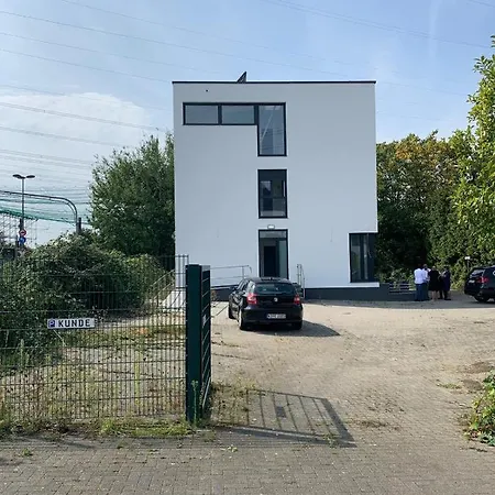 Apartmán Lovely Studio West 1